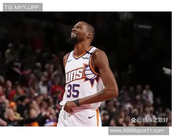 火箭队出征四连客战太阳勇士爵士两场登机照中未见杜兰特身影