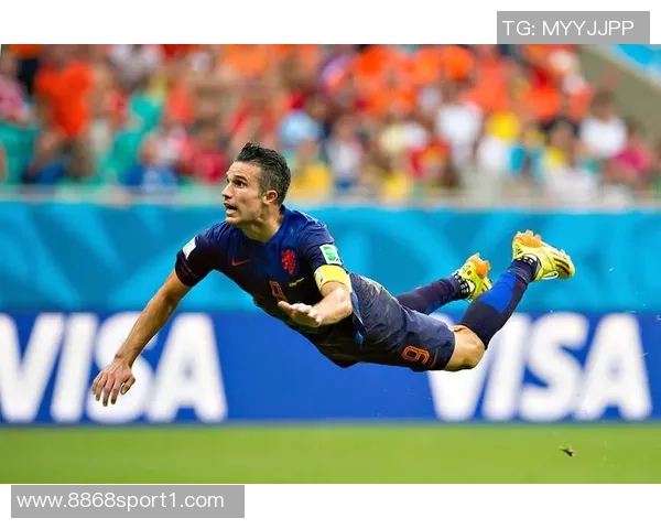 罗比威廉姆斯世界杯抽签现场模仿帕尔默庆祝引热议